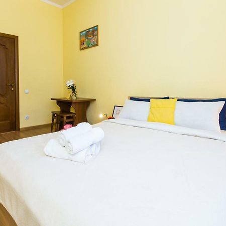 Modern 2Br Apartment In Central לבוב מראה חיצוני תמונה