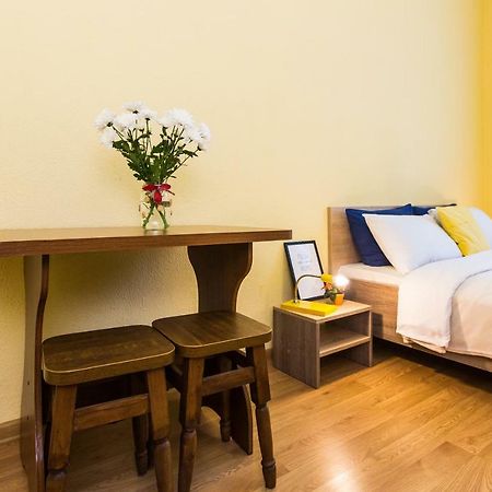 Modern 2Br Apartment In Central לבוב מראה חיצוני תמונה