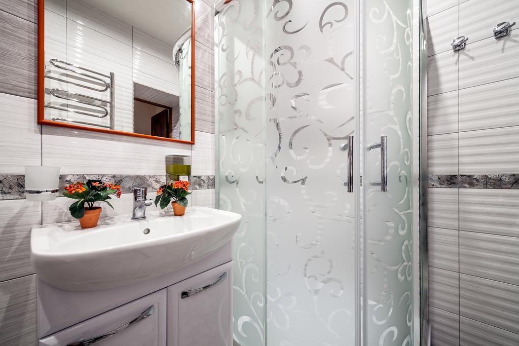 Modern 2Br Apartment In Central לבוב מראה חיצוני תמונה