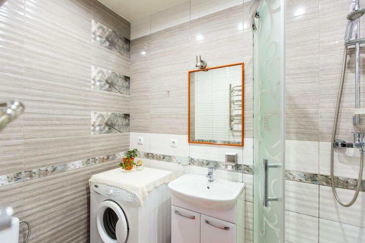 Modern 2Br Apartment In Central לבוב מראה חיצוני תמונה